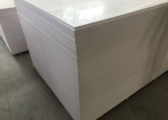 1.22mm * 2.44mm 10mm Lightweight Foam Board For Point Of Sales Displays